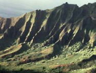 雄大や穏やかさを併せ持つウェイン山